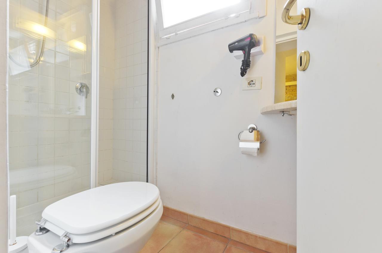 Studio Vicolo De Renzi Trastevere Rom Exteriör bild